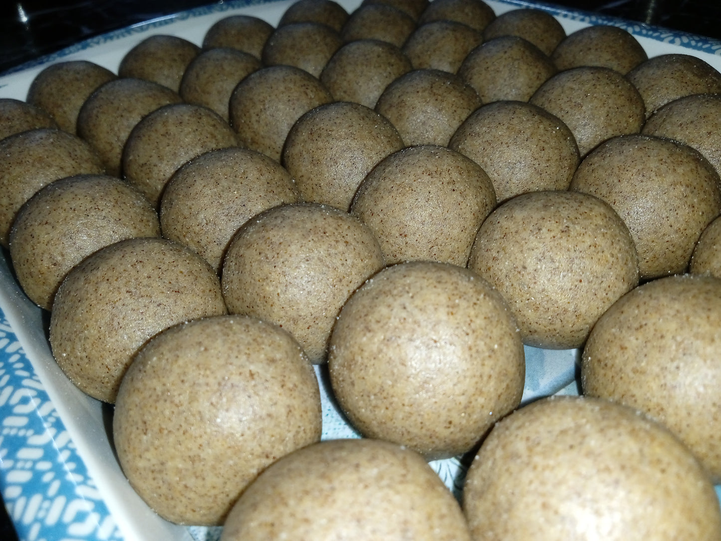 Ragi Ladoo (Calcium-Rich | Gluten-Free | Diabetic-Friendly)