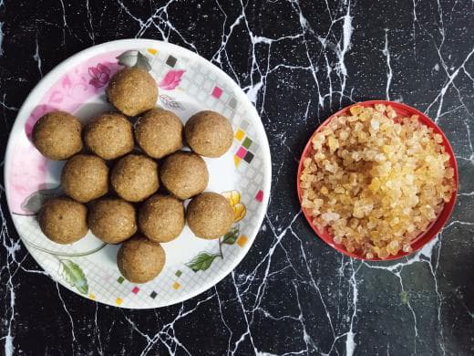 Dink Ladoo (Sugar free| Strengthens Bones | Ideal for New Moms)